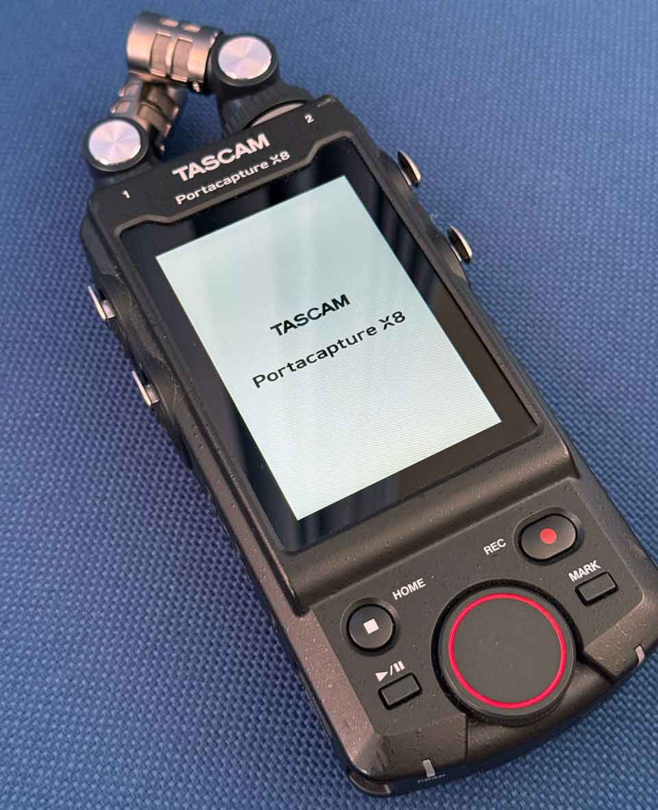 PortaCaputureX8。普段は付属のマイクは使用していない。